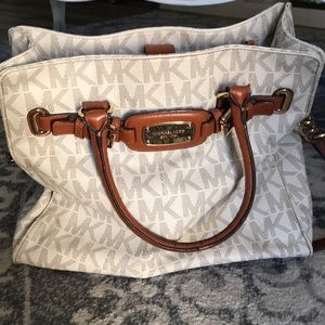 Michael Kors Hampton in Vanilla